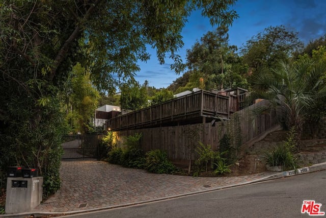 2557 Greenvalley Road, Los Angeles, CA 90046 — photo 19 of 20