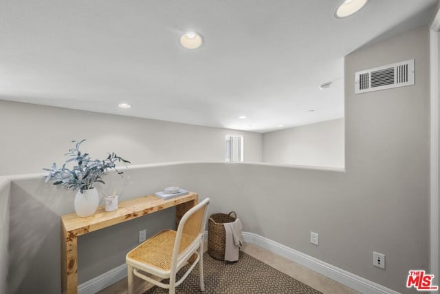 5727 Camellia Avenue 108, North Hollywood, CA 91601 — photo 20 of 28