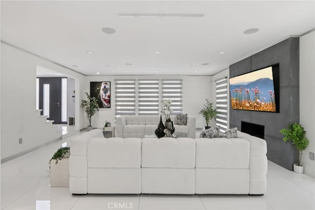 23670 Park Andorra, Calabasas, CA 91302 — photo 5 of 75