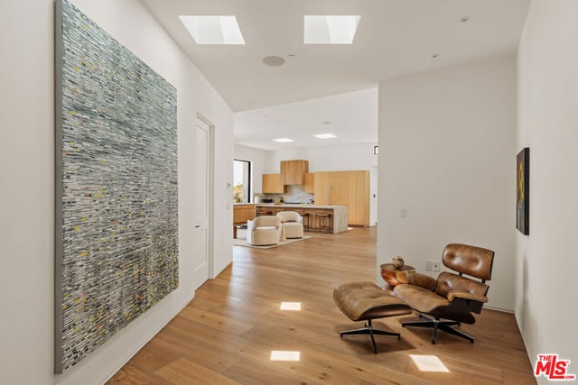 1205 Las Lomas Place, Pacific Palisades, CA 90272 — photo 16 of 26