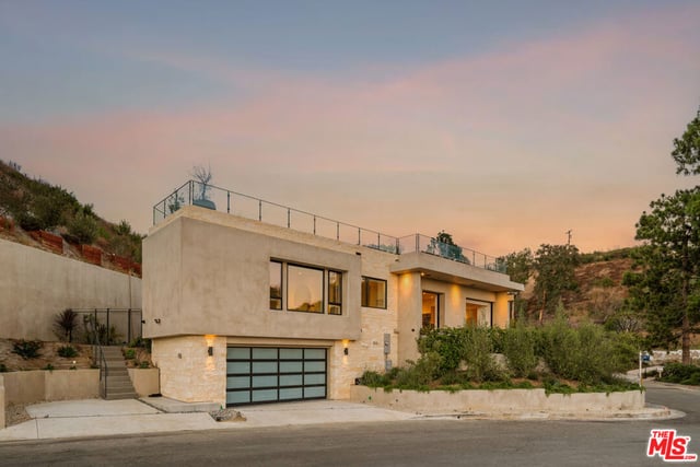 1205 Las Lomas Place, Pacific Palisades, CA 90272 — photo 23 of 26