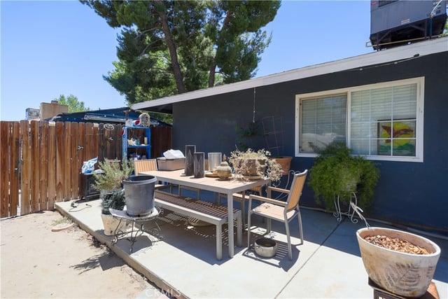 10755 E Avenue R10, Littlerock, CA 93543 — photo 8 of 26