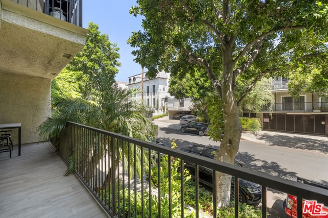 9000 Cynthia Street 207, West Hollywood, CA 90069 — photo 14 of 23