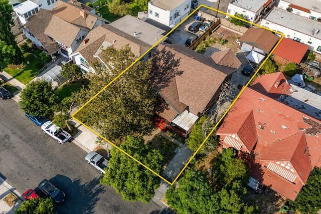 2750 Raymond Avenue, Los Angeles, CA 90007 — photo 10 of 41