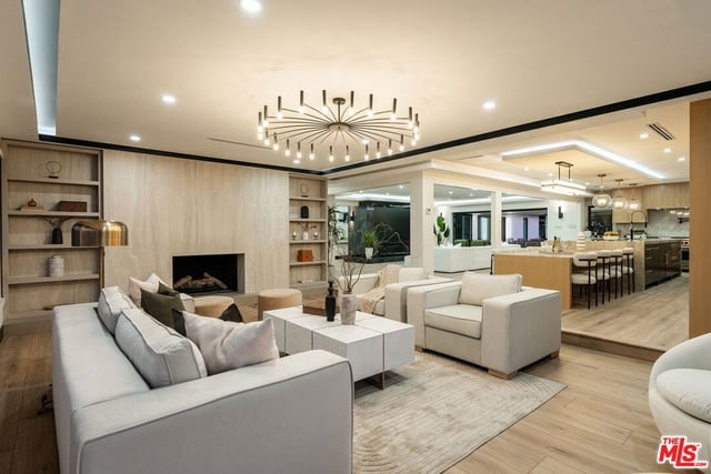 5328 W 62nd Street, Los Angeles, CA 90056 — photo 15 of 37