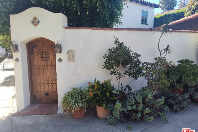 7961 Norton Avenue, West Hollywood, CA 90046 — photo 29 of 32