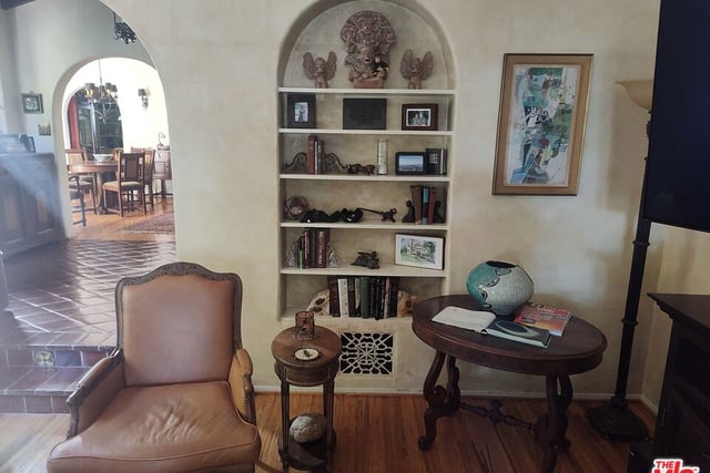 7961 Norton Avenue, West Hollywood, CA 90046 — photo 9 of 32