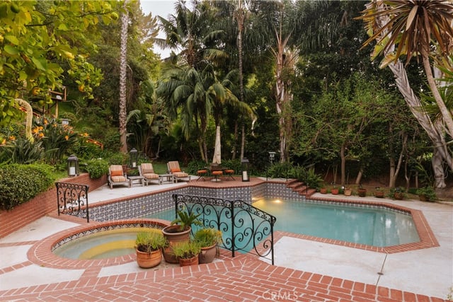 1138 Coldwater Canyon Drive, Beverly Hills, CA 90210 — photo 25 of 34