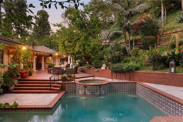 1138 Coldwater Canyon Drive, Beverly Hills, CA 90210 — photo 27 of 34