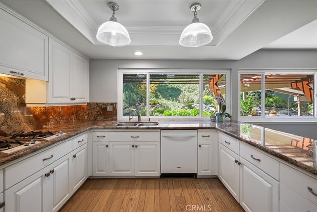 26736 Hawkhurst Drive, Rancho Palos Verdes, CA 90275 — photo 11 of 42
