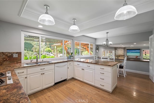 26736 Hawkhurst Drive, Rancho Palos Verdes, CA 90275 — photo 12 of 42