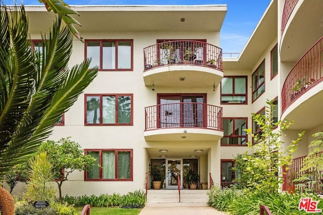 3407 Huxley Street 29, Los Angeles, CA 90027 — photo 30 of 32