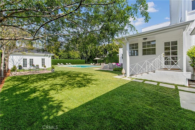 333 S Arden Boulevard, Los Angeles, CA 90020 — photo 6 of 35