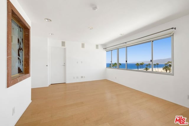 101 California Avenue 802, Santa Monica, CA 90403 — photo 19 of 32