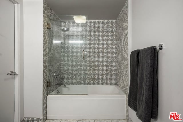 7062 Hawthorn Avenue 203, Los Angeles, CA 90028 — photo 20 of 24
