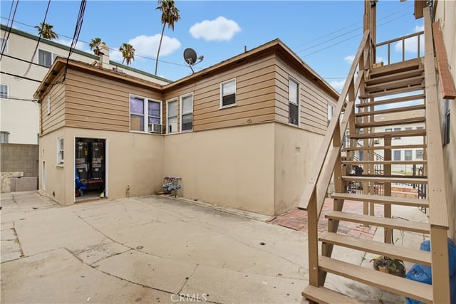 148 S Normandie Avenue, Los Angeles, CA 90004 — photo 6 of 15