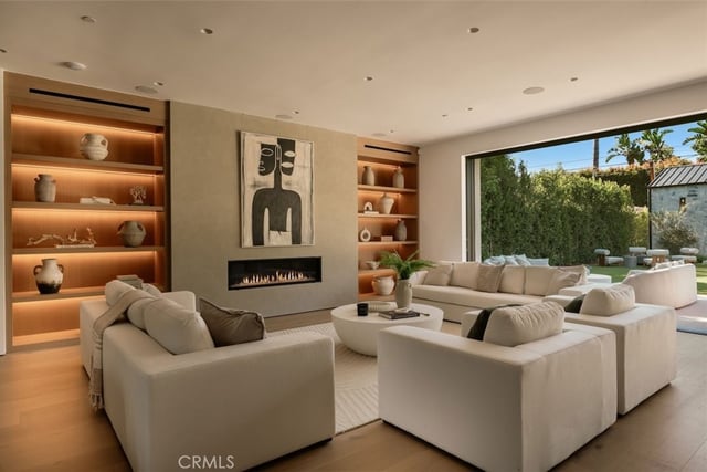 10433 Valley Spring Lane, Toluca Lake, CA 91602 — photo 16 of 69