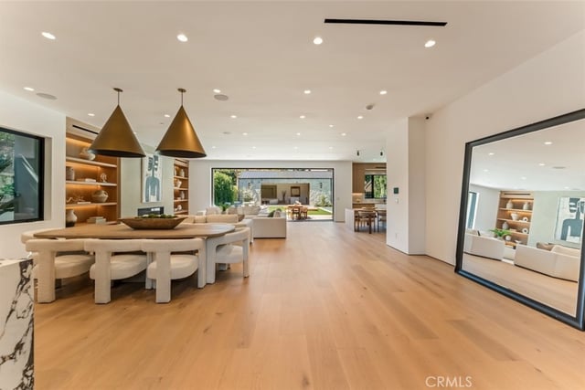 10433 Valley Spring Lane, Toluca Lake, CA 91602 — photo 19 of 69