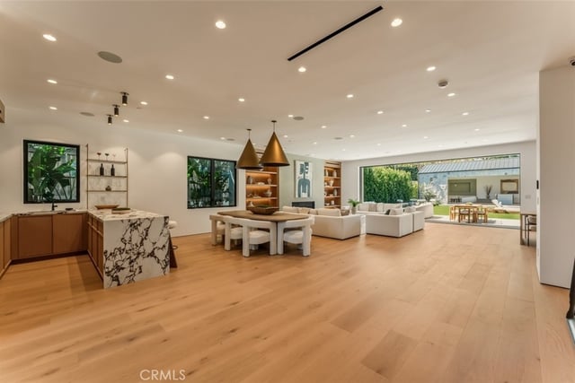 10433 Valley Spring Lane, Toluca Lake, CA 91602 — photo 20 of 69