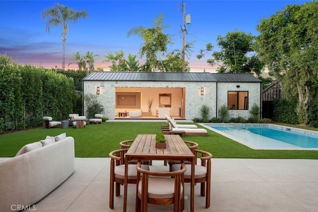 10433 Valley Spring Lane, Toluca Lake, CA 91602 — photo 23 of 69