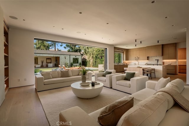 10433 Valley Spring Lane, Toluca Lake, CA 91602 — photo 28 of 69