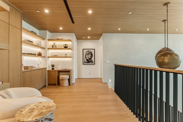 10433 Valley Spring Lane, Toluca Lake, CA 91602 — photo 40 of 69