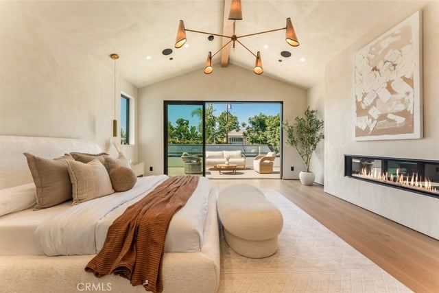 10433 Valley Spring Lane, Toluca Lake, CA 91602 — photo 44 of 69