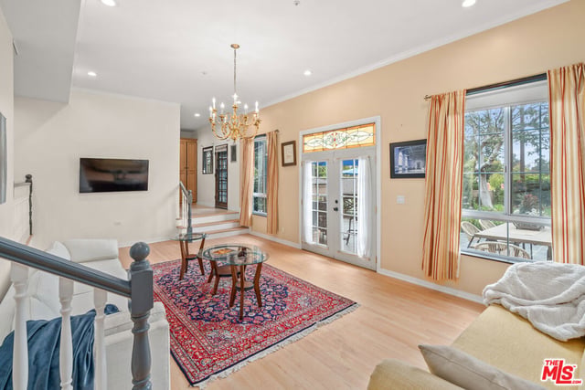 1601 Ard Eevin Avenue, Glendale, CA 91202 — photo 10 of 45