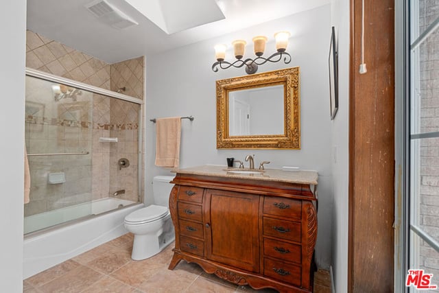 1601 Ard Eevin Avenue, Glendale, CA 91202 — photo 28 of 45