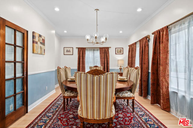 1601 Ard Eevin Avenue, Glendale, CA 91202 — photo 8 of 45