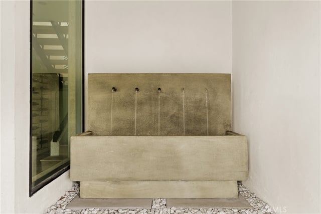 3619 Lowry Road, Los Angeles, CA 90027 — photo 4 of 38