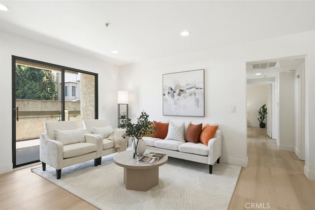 64 N Mar Vista Avenue 127, Pasadena, CA 91106 — photo 2 of 34