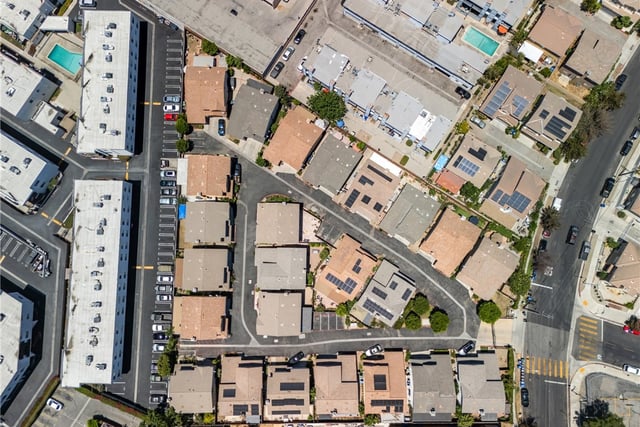 14522 Day Lily, Panorama City, CA 91402 — photo 36 of 36