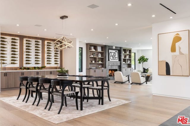 499 Halvern Drive, Los Angeles, CA 90049 — photo 7 of 34