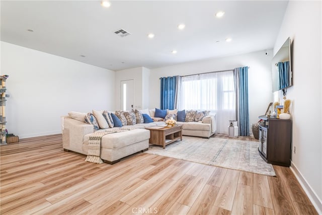 26767 Laurel Mountain Loop, Valencia, CA 91381 — photo 10 of 44