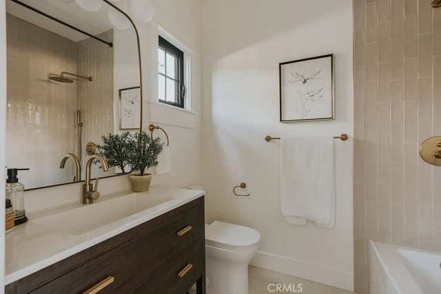 4633 Russell, Los Angeles, CA 90027 — photo 27 of 64