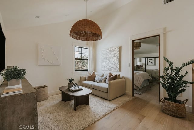 4633 Russell, Los Angeles, CA 90027 — photo 29 of 64