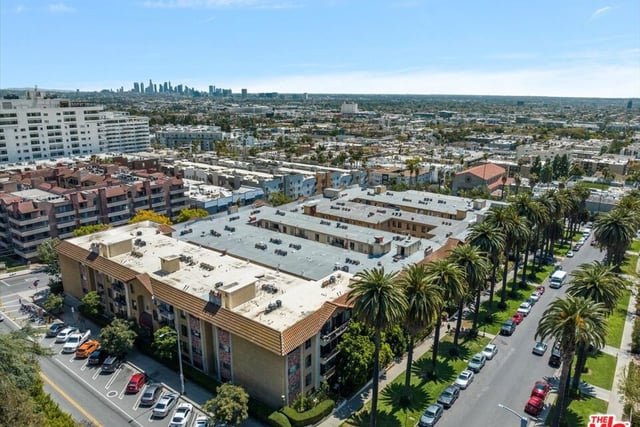1750 Camino Palmero Street 237, Los Angeles, CA 90046 — photo 30 of 34