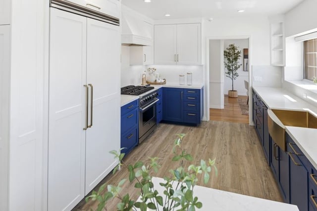 10212 S 7th Avenue, Inglewood, CA 90303 — photo 16 of 36