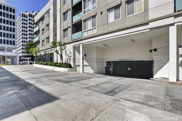 160 S Hudson Avenue 111, Pasadena, CA 91101 — photo 23 of 24