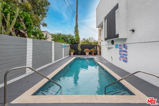 234 S Tower Drive 3, Beverly Hills, CA 90211 — photo 16 of 18