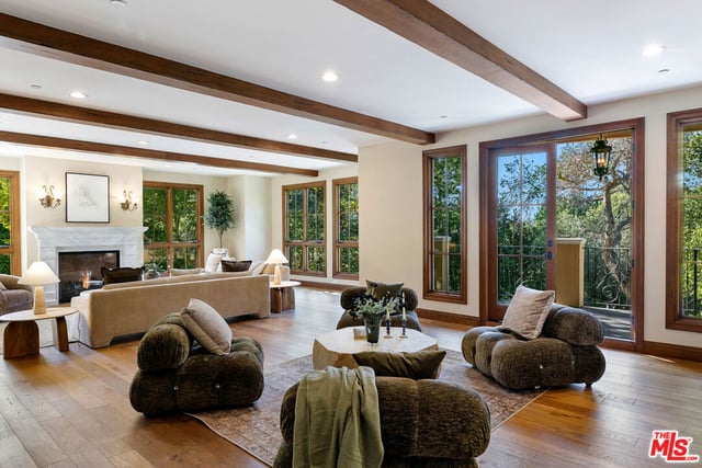 3911 Oeste Avenue, Studio City, CA 91604 — photo 9 of 56
