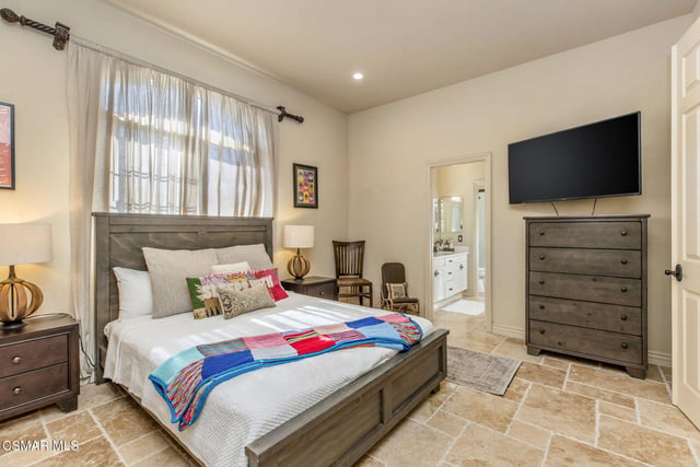 307 Briar Bluff Circle, Thousand Oaks, CA 91360 — photo 27 of 61