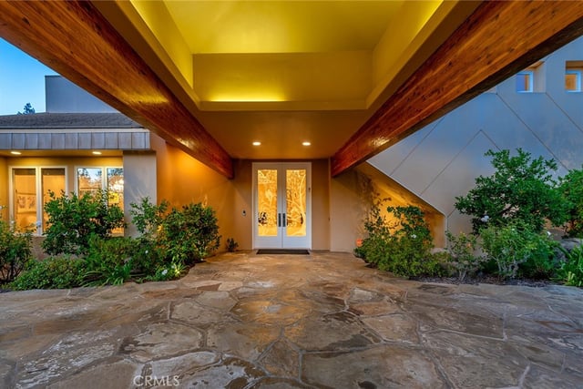 25411 Colette Way, Calabasas, CA 91302 — photo 10 of 59