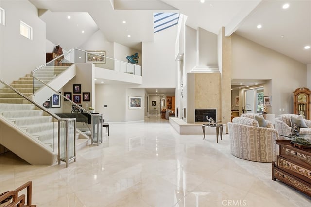 25411 Colette Way, Calabasas, CA 91302 — photo 16 of 59