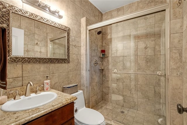 604 N Sparks, Burbank, CA 91506 — photo 18 of 35