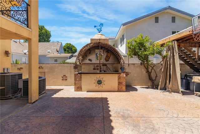 604 N Sparks, Burbank, CA 91506 — photo 30 of 35