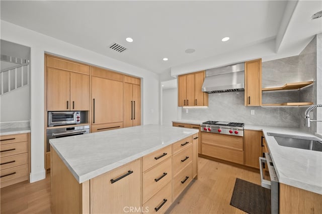 28379 Calex Dr, Valencia, CA 91354 — photo 13 of 54