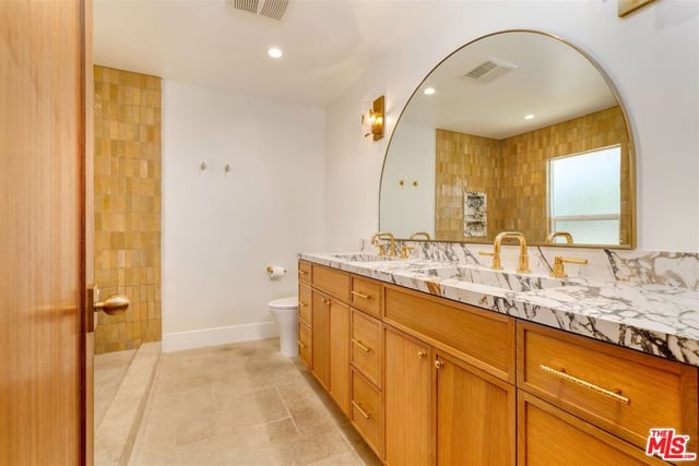 6051 Sadring Avenue, Los Angeles, CA 91367 — photo 13 of 35