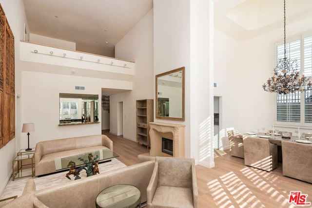 2337 Fox Hills Drive 102, Los Angeles, CA 90064 — photo 7 of 36